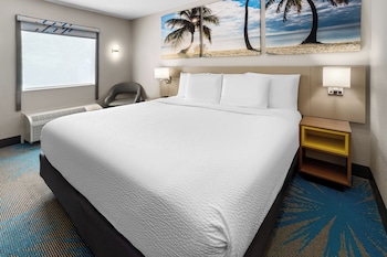 Standard Room, 1 King Bed