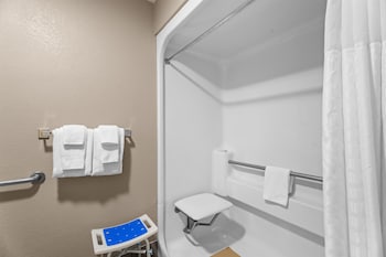 Standard Room, 2 Queen Beds, Accessible, Non Smoking