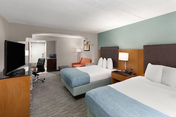 Suite, 2 Double Beds, Non Smoking