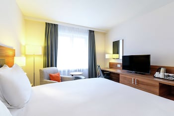 King Room with Garden View