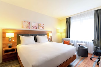 King Room with Garden View
