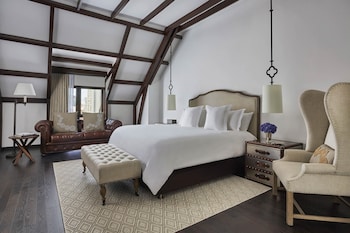 Penthouse Suite