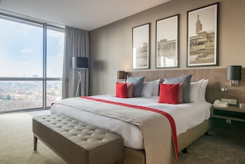 Executive Room, Tower