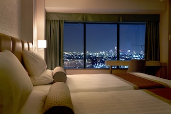 Superior Twin Room, Smoking, 35F (Extra bed(s) added for 3rd and/or 4th guest)