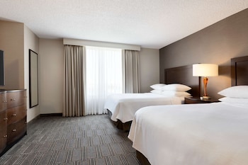 Suite, 2 Queen Beds, Accessible, Non Smoking (Roll-in Shower)