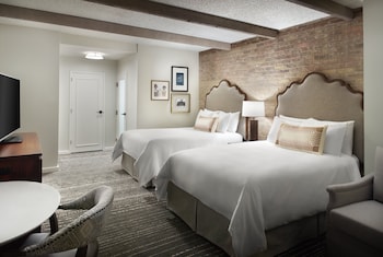 Room, 2 Double Beds, River View