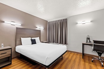 Room, 1 Queen Bed, Jetted Tub