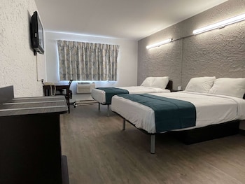 Standard Room, 2 Double Beds, Non Smoking