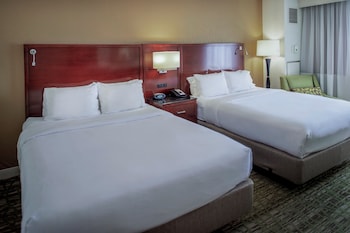 Room, 2 Queen Beds (Mobility Accessible, Tub)