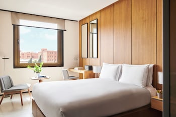 Room, 1 King Bed (WITH EXTRA BED)