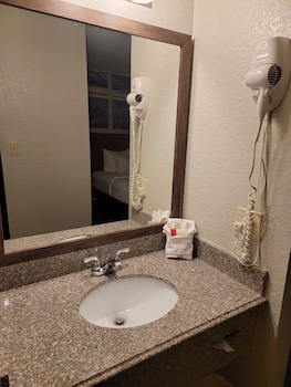 Room, 3 Queen Beds, Non-Smoking