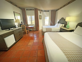 Standard Room, 2 Queen Beds