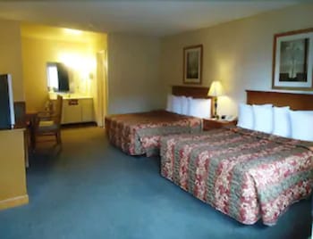 Room, 2 Queen Beds, Smoking