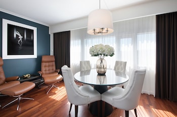 Suite, 1 Bedroom (Panoramic Fjord View)