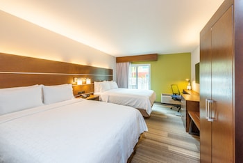 Standard Room, 2 Queen Beds, Accessible (Communications)