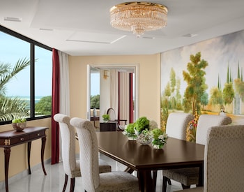 Royal Suite