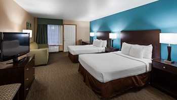 Standard Room, 2 Queen Beds, Accessible, Bathtub