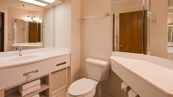 Suite, 1 King Bed, Non Smoking, Jetted Tub