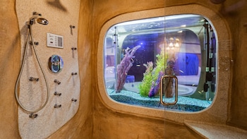Suite, 1 King Bed, Non Smoking, Jetted Tub