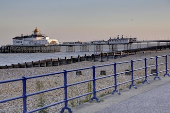 Executive Room, 1 King Bed, Non Smoking, Sea View