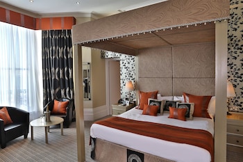 Deluxe Room, 1 King Bed, Non Smoking (Four Poster Bed, View)