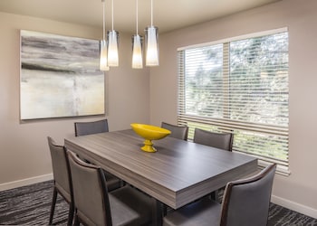 Standard Condo, 2 Bedrooms, Non Smoking, Kitchen