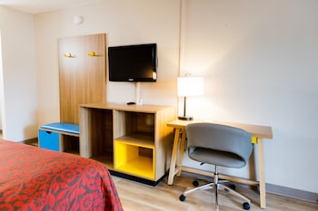 Room, 1 Double Bed, Non Smoking (Modern)