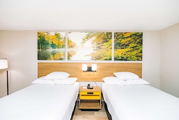 Room, 2 Double Beds, Smoking (Modern)