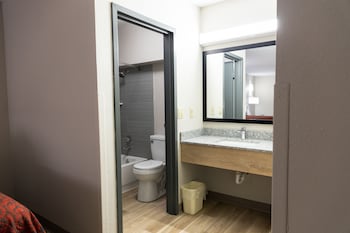 Room, 1 King Bed, Non Smoking (Modern)