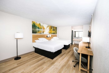 Room, 2 Double Beds, Non Smoking (Modern)