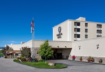 Deluxe Room, 2 Queen Beds, Poolside (Deluxe Double-Queen, Poolside)