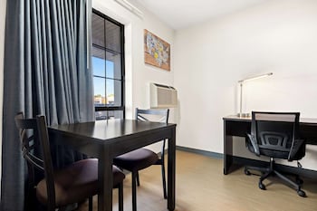 Room, 1 King Bed, Accessible, Non Smoking