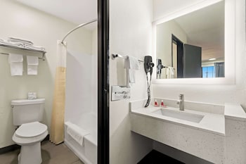 Standard Room, 2 Queen Beds, Non Smoking