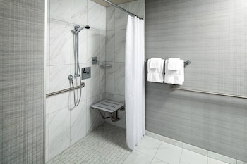 Traditional Room, 2 Queen Beds (Mobility Accessible, Roll-in Shower)