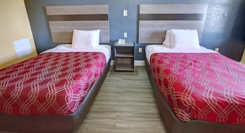 Standard Double Room, 2 Double Beds, Smoking