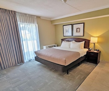 Second Floor, Suite, 1 King Bed, Non Smoking (Not Pet Friendly)