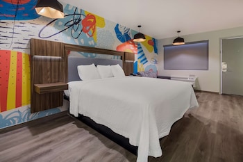 Room, 1 King Bed, Non Smoking