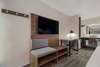 Room, 1 King Bed, Non Smoking