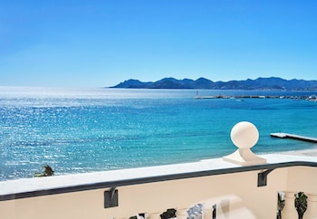 Classic Room, 1 King Bed, Balcony, Sea View