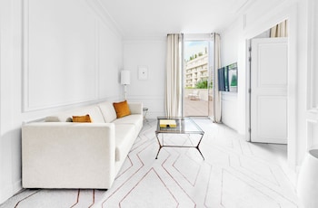 Suite, 1 Bedroom, Terrace, Garden View