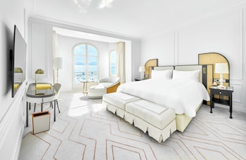 Premium Room, 1 King Bed, Sea View