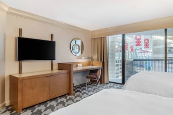 Premier Room, 2 Queen Beds (Centennial Olympic Park View)