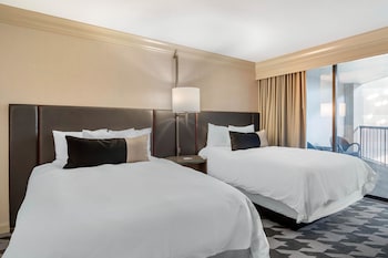 Deluxe Room, 2 Double Beds, Accessible