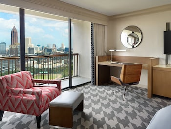Premier Room, 1 King Bed, Balcony (Centennial Olympic Park View)