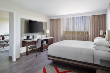 Concierge Room, Club Room, 1 King Bed