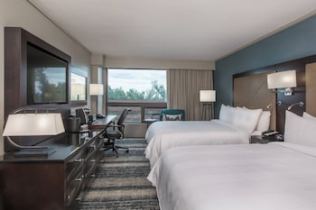 Room, 2 Queen Beds (Hearing Accessible)