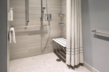Room, 2 Queen Beds (Mobility Accessible, Roll-in Shower)