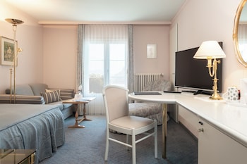 Standard Single Room, Balcony, Lake View