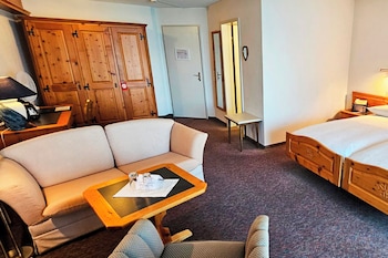Family Twin Room, Balcony, Lake View