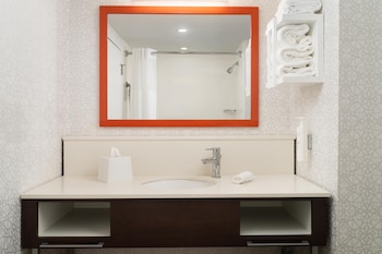 Room, 2 Queen Beds, Refrigerator & Microwave